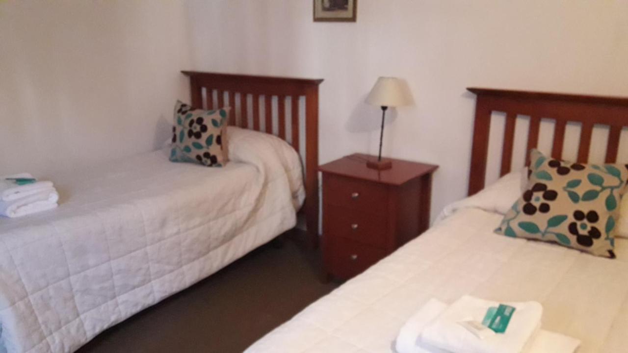 Pinto Terraza Vandrehjem Esquel Eksteriør billede
